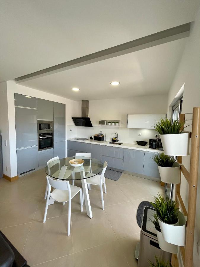 Beach Condo Porto Mos ラゴス エクステリア 写真